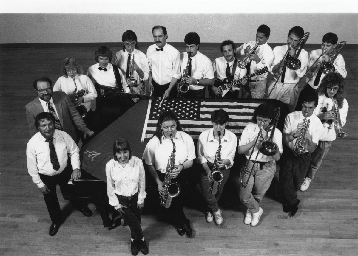 black and white photo of SRU 1991 Jazz ensemble 