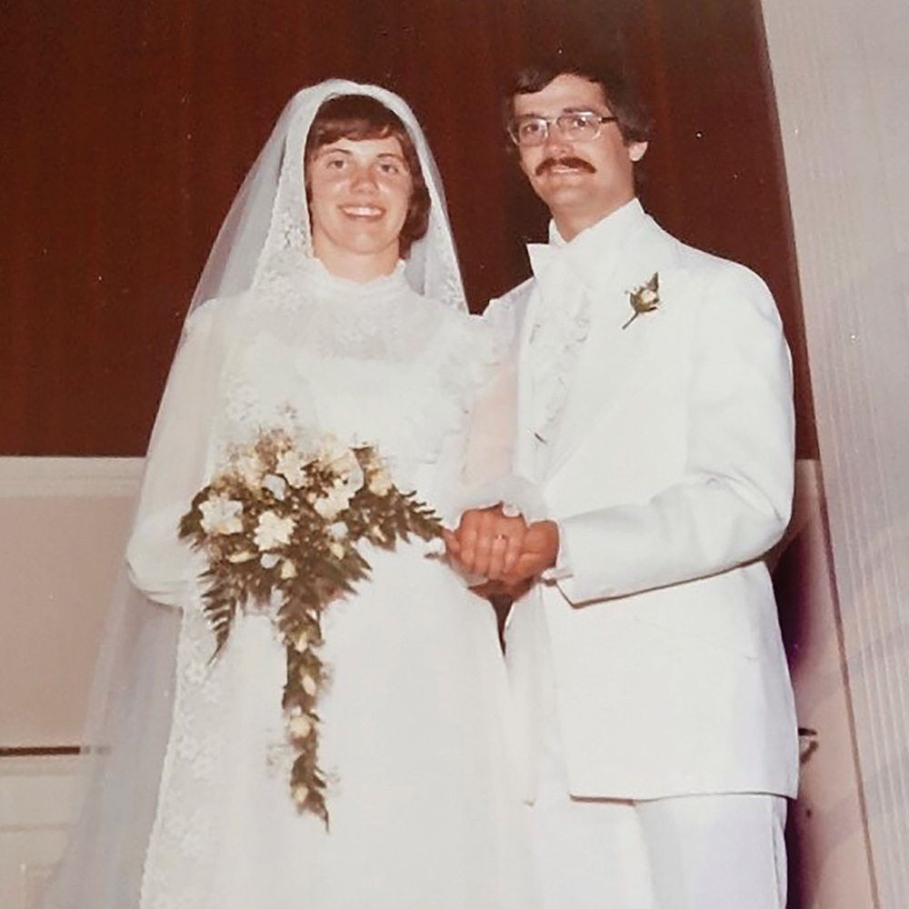Doris and Tom Mason on their wedding day